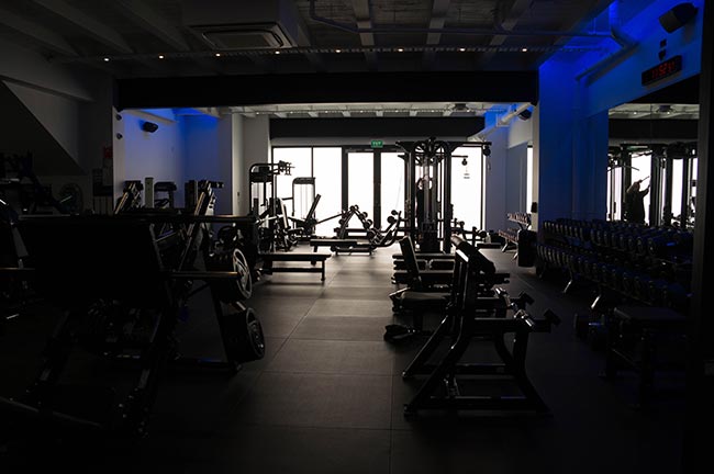 gym usage in winter - empty fitness club